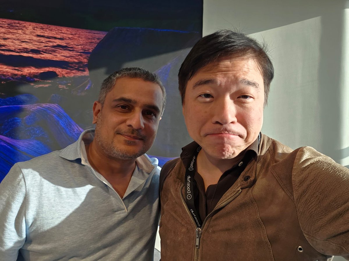Arjun Prasad (@arjunprasad_ap1) on Twitter photo Honored to meet Matthew Hur, the visionary behind Paris Baguette, South Korea’s beloved bakery turned global brand. His journey from humble beginnings to international success is truly inspiring. #MatthewHur #ParisBaguette #GlobalSuccess #Inspiration Honored to meet Matthew Hur, the visionary behind Paris Baguette, South Korea’s beloved bakery turned global brand. His journey from humble beginnings to international success is truly inspiring. #MatthewHur #ParisBaguette #GlobalSuccess #Inspiration