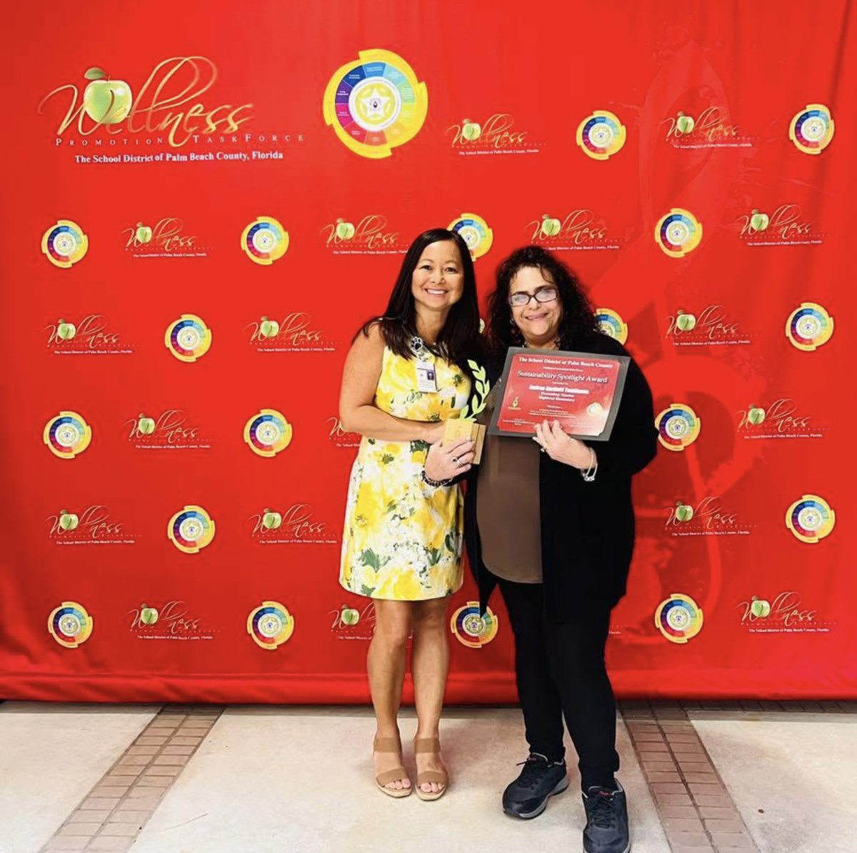 Let's give a HUGE shout out to Mrs. Garfield for being selected by Environmental &amp; Conservation Services to receive the Sustainability Spotlight Award, which was presented at the District’s Wellness Promotion Task Force event yesterday. 👏🏼💚🐾