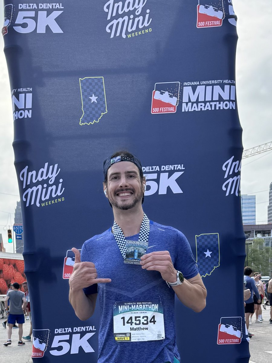 MattyTfor3's tweet photo. Half marathon #12 in the books! Cruised to a smooth 1:51. First mini but definitely not the last https://t.co/0G302p8JDJ