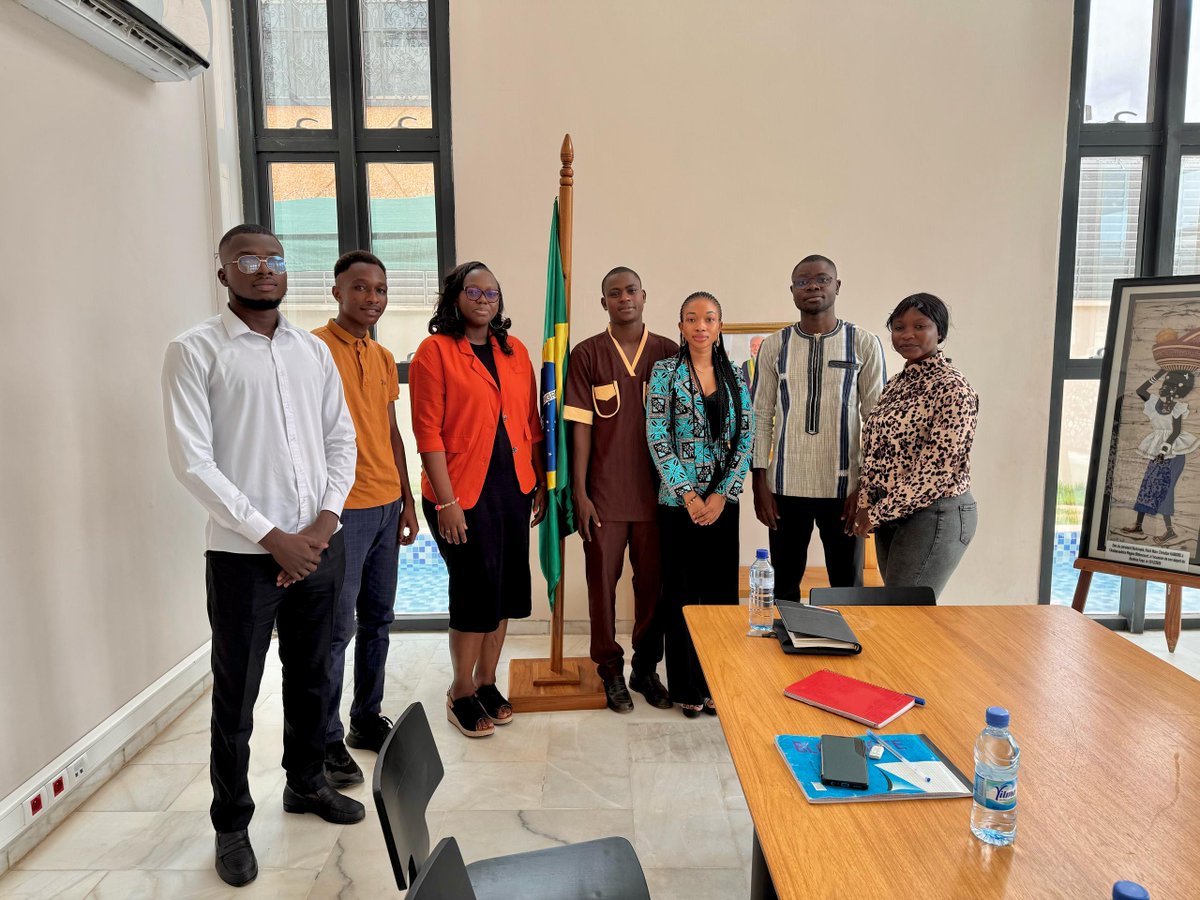 𝐂𝐥𝐢𝐦𝐚𝐭, 𝐣𝐞𝐮𝐧𝐞𝐬𝐬𝐞 𝐞𝐭 𝐢𝐧𝐧𝐨𝐯𝐚𝐭𝐢𝐨𝐧 : 𝐋’𝐀𝐥𝐥𝐢𝐚𝐧𝐜𝐞 𝐟𝐨𝐫 𝐂𝐥𝐢𝐦𝐚𝐭𝐞 𝐈𝐧𝐧𝐨𝐯𝐚𝐭𝐢𝐨𝐧 𝐚𝐧𝐝 𝐄𝐜𝐨𝐥𝐨𝐠𝐢𝐜𝐚𝐥 𝐀𝐜𝐭𝐢𝐨𝐧 𝐫𝐞𝐜̧𝐮𝐞 𝐩𝐚𝐫 𝐥’𝐀𝐦𝐛𝐚𝐬𝐬𝐚𝐝𝐞 𝐝𝐮 𝐁𝐫𝐞́𝐬𝐢𝐥
L’#ACIEA exprime sa gratitude à l’Ambassade du Brésil.