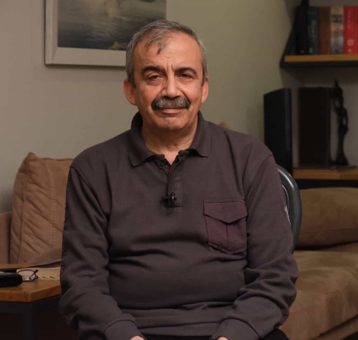 Hoşçakal Sırrı abi