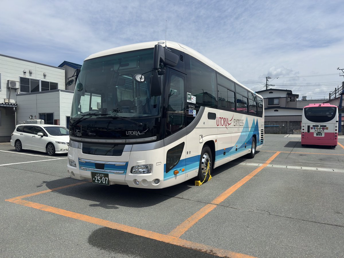 e3yamagata's tweet photo. 山交バス新庄営業所属
山形230あ2507 車番25007
日野セレガ2PG-RU1ASDA 2025年式
(許可を得て撮影)
#山交バス #新庄 #48ライナー
#日野セレガ #jbas https://t.co/lyv50h3wHl