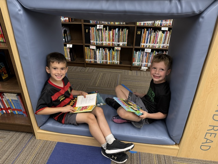 We love seeing so many smiling faces in the library!