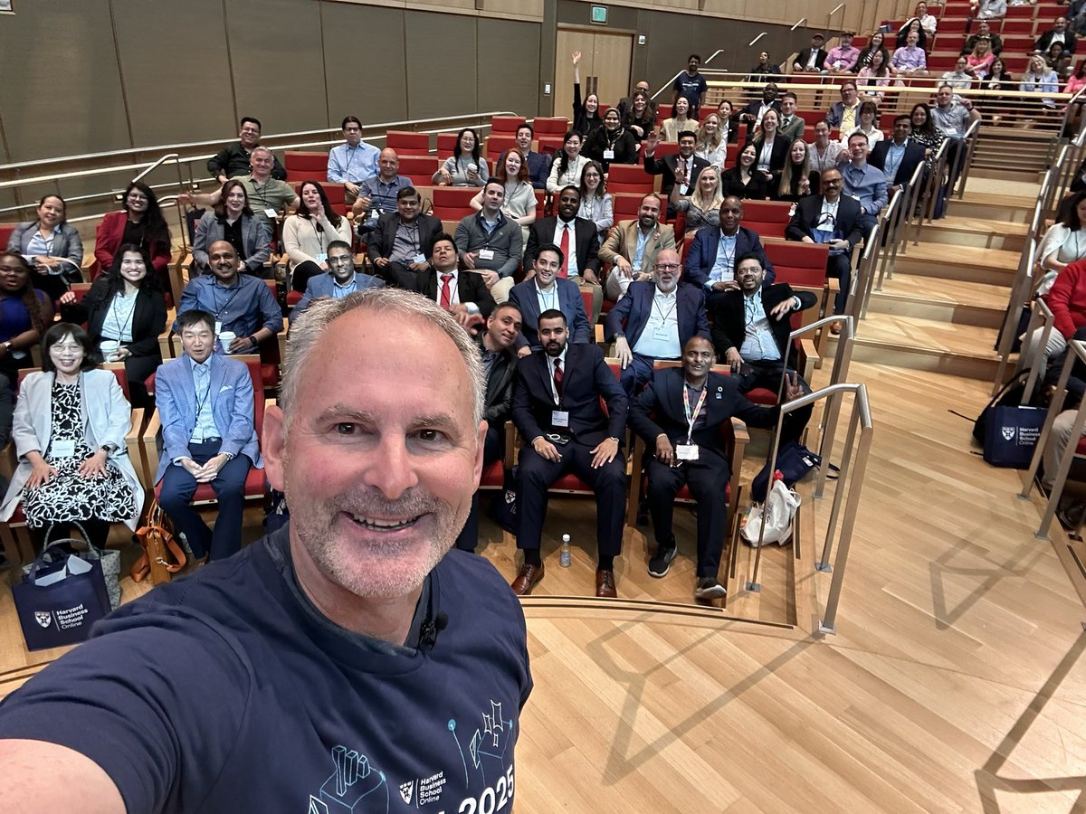 Harvard Business School Online tweet media