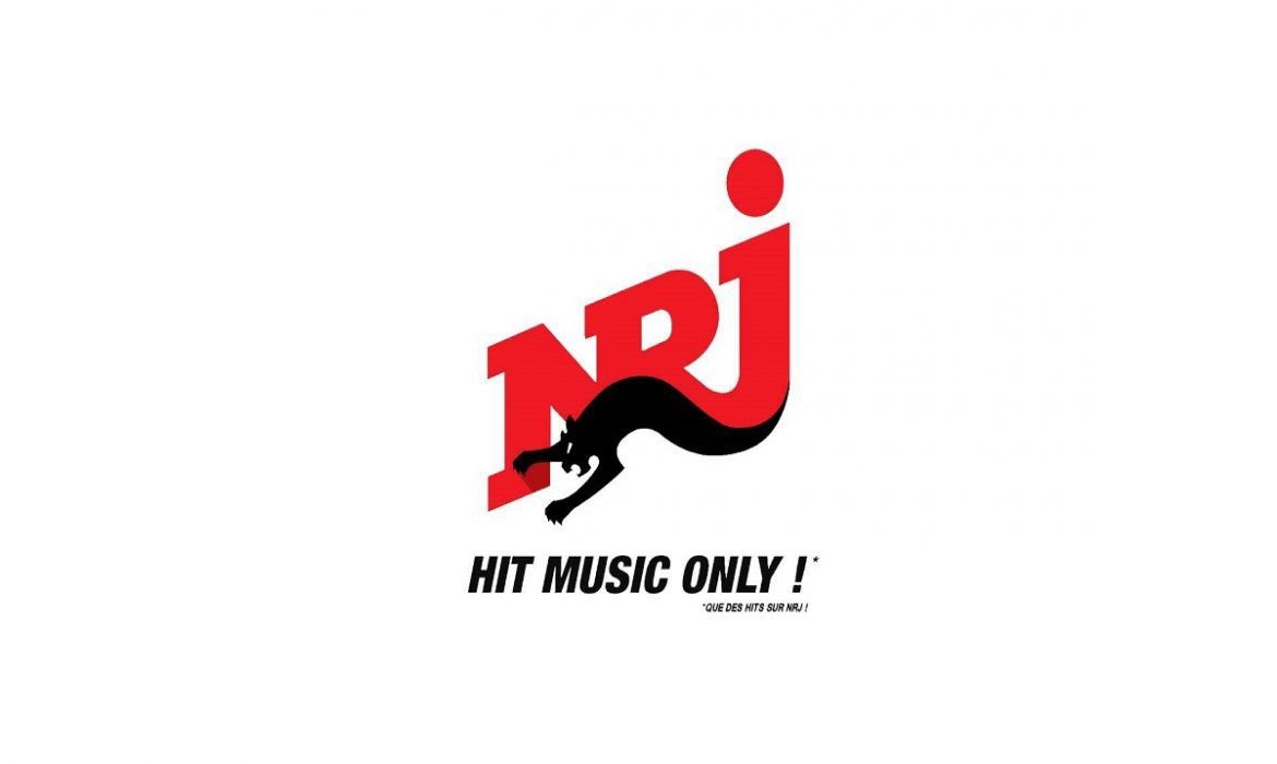youngpeople_off's tweet photo. Camille Combal confirme son grand retour sur #NRJ à la rentrée ! Fort de ses audiences au top, il retrouvera son micro du lundi au vendredi, de 16h à 21h. Une bonne nouvelle pour les fans de son humour et de son énergie débordante ! 📻 https://t.co/mLpvIFRs5q