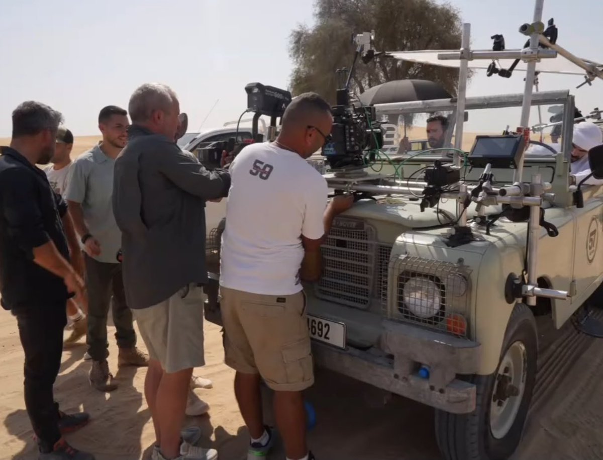 📸 | #BarışArduç’un Dubai’de çektiği kısa reklam filminin çekimlerinden.