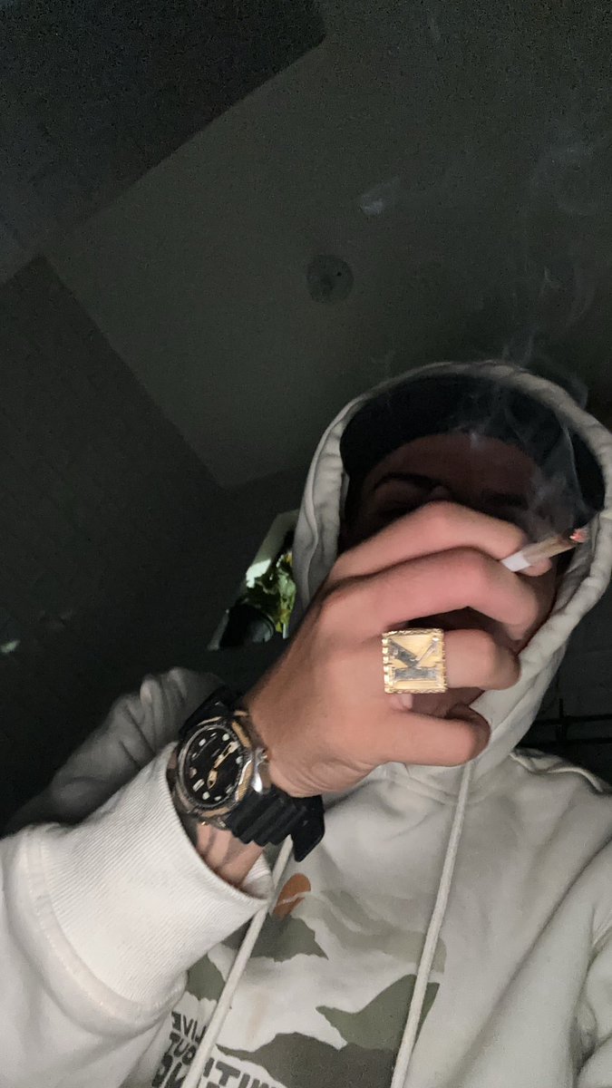 sleimanXz's tweet photo. TROPA DO K ONLINE 🇪🇸🤯 https://t.co/uirTBNVogp