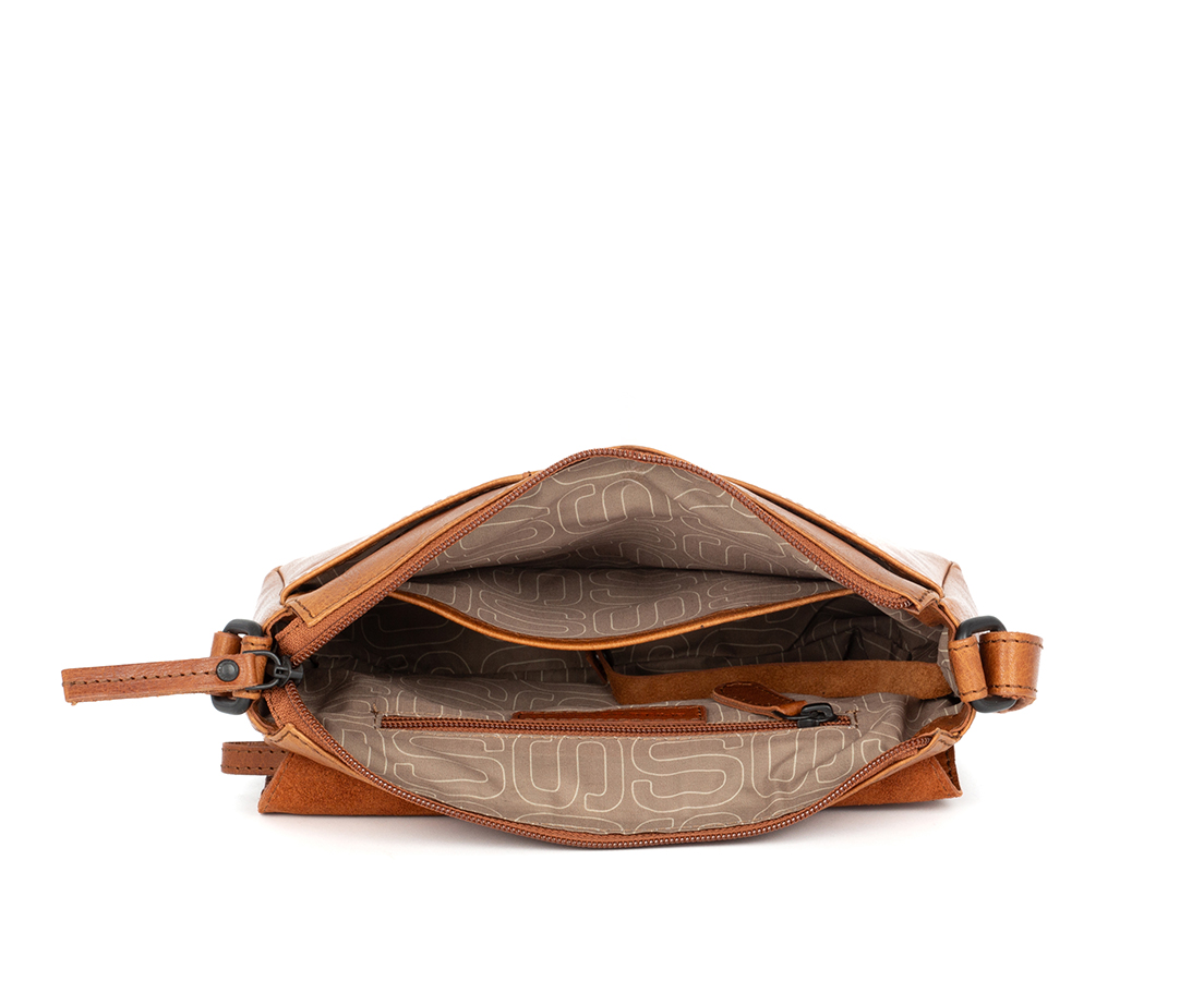 ModjoVerslun's tweet image. Spikes &amp;amp; Sparrow Leður Cross Body – Coníak
Leður cross body taska til daglegrar notkunar.