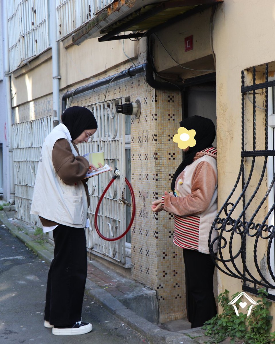Ebeveyn kaybının ve hasta/engelli ebeveynlerin olduğu haneleri ziyaret ediyoruz. Hiçbir geliri bulunmayan bu haneler; kira, fatura ve gıda gibi temel ihtiyaçlarını dahi karşılamakta zorlanıyor. Nakdi bağışlarınızla bir aileye destek olun.💌
