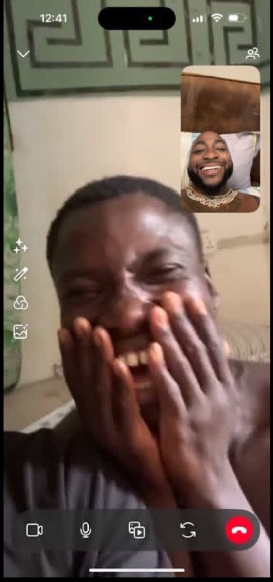 _sneakernyame's tweet photo. Davido just spoke on video call with Ananzo the TikTok viral creator ❤️💯 https://t.co/8E0DzwJFgO
