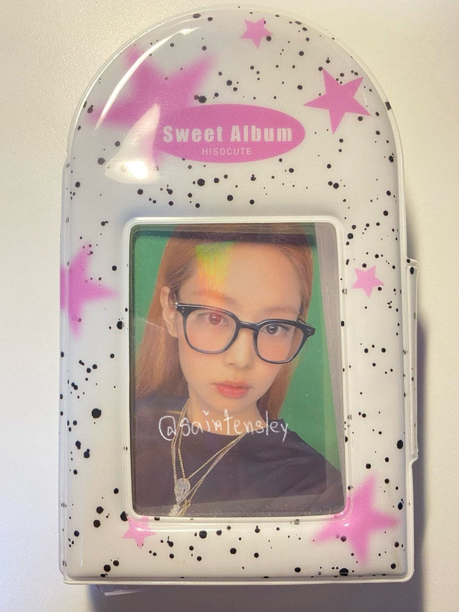 saintensley's tweet photo. 𓊆 ready to ship 𓊇
• แฟ้มการ์ดมือ 2 !!
• price : 130 รวมส่ง

💌 mention or dm
🖐🏻สะดวกถ่ายพต.นะคะ

 #ตลาดนัดแฟ้มการ์ด #แฟ้มการ์ด #แฟ้มใส่การ์ด #แฟ้มเก็บการ์ด https://t.co/aizM5Wp1YF