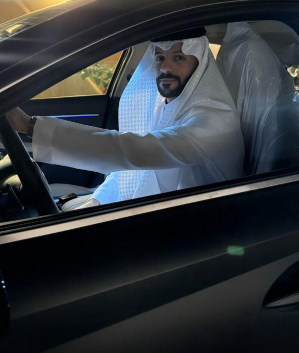 احتفل أبناء الشيخ عطاالله بن شاهر الفارسي بمناسة زواج ابنهم الشاب/ سلطان بن منيع الله الفارسي مساء امس الجمعه 4 ذوالقعده 1446 هـ، في إحدى قاعات الأفراح بوادي قديد وسط حضور جمع من الأهل والأصدقاء  والضيوف الذين شاركوا العريس فرحته وقدّموا له التهاني بالمناسبة السعيدة.
"قبيلة