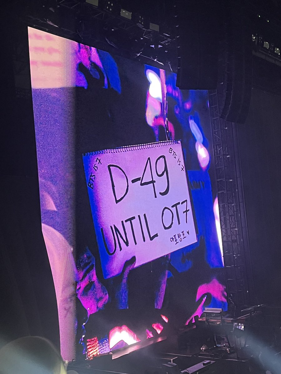 rockstarstae's tweet photo. ARMY banner "D-49 until OT7" 🥺
#HOPE_ON_THE_STAGE_TOUR_JAKARTA https://t.co/fGyENZjVXo
