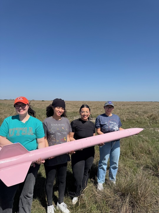 UTSA's tweet photo. Best of luck to Madeline De La Garza, Aubrey Fuchs, Makayla Watts and Kimberly Tijerina as they compete today in the NASA Student Launch Challenge! 🩷🚀  We’re so proud of you already.

Learn more about them with KENS 5: https://t.co/YgLZgKEnVn

#UTSA @UTSANASASL @UTSA_CEID @KENS5 @NASA