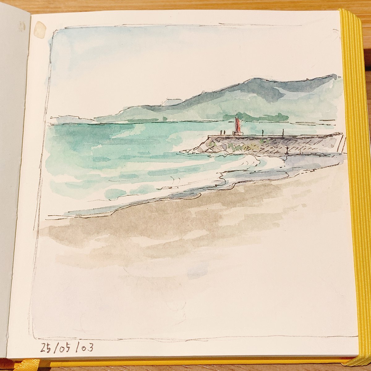 ibureogo's tweet image. 行ってみたかった御幸の浜 
写真下手くそ選手権したので2枚ペタ
海の色がすごく綺麗でした〜
#urbansketch #sketch #日々描く