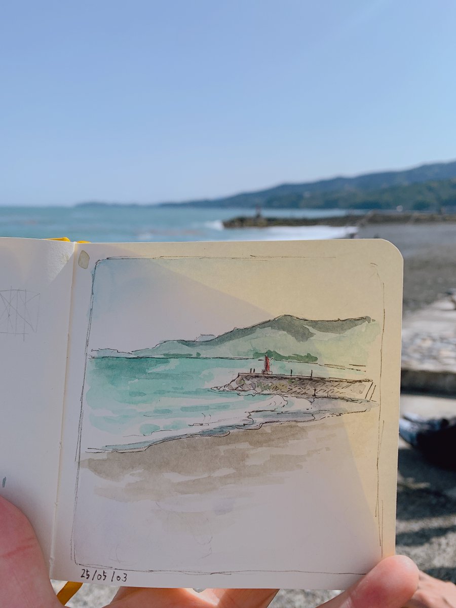 ibureogo's tweet image. 行ってみたかった御幸の浜 
写真下手くそ選手権したので2枚ペタ
海の色がすごく綺麗でした〜
#urbansketch #sketch #日々描く