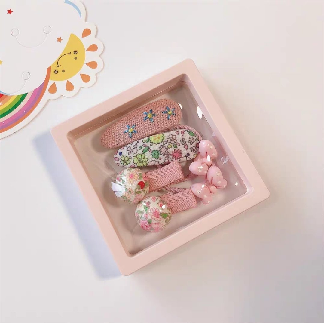 NamiNft's tweet image. กล่องเก็บสร้อย กิ๊ฟ อัญมณีต่างๆ ได้หมด
น่ารัก ป้องกันฝุ่นได้ดี ✨️✨️ #กล่อง #กล่องเก็บของ
.
พิกัด
🧡 s.shopee.co.th/8KcfiPf1Wu
💙 s.lazada.co.th/s.w1fnM