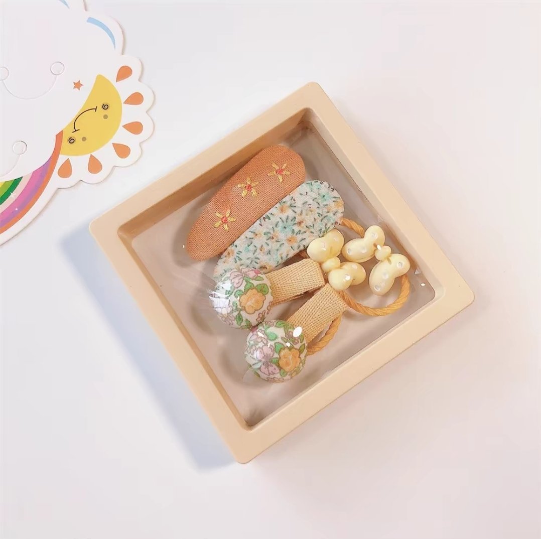 NamiNft's tweet image. กล่องเก็บสร้อย กิ๊ฟ อัญมณีต่างๆ ได้หมด
น่ารัก ป้องกันฝุ่นได้ดี ✨️✨️ #กล่อง #กล่องเก็บของ
.
พิกัด
🧡 s.shopee.co.th/8KcfiPf1Wu
💙 s.lazada.co.th/s.w1fnM