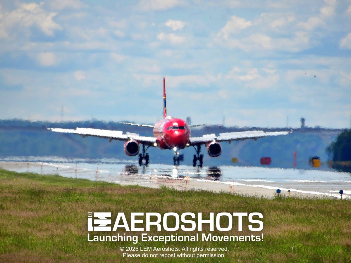 LEMAeroshots's tweet photo. The weekend has arrived, and I’m coming in HOT with this awesome plane!!! -LEM 🔴🤩🙌🏻🥵🔥🚒

✈️ @JetBlue @Airbus A320 🎨 #BlueBravest @FDNY Livery 🔢 #N615JB 📍 DCA (@Reagan_Airport) 🛬 Runway 1 🗓️ May 5, 2023 📸 @Kodak @KodakPIXPRO AZ528

#LEMAeroshots #FlyReagan #JetBlue https://t.co/F8upskwkzS