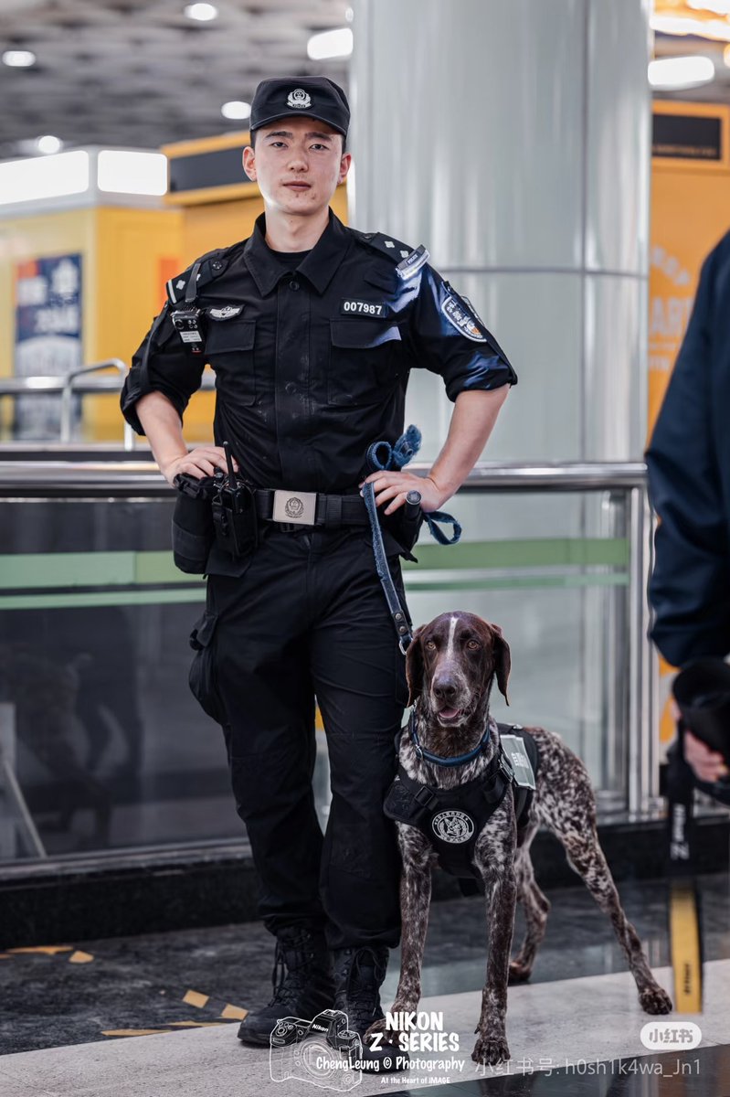 wang_cop's tweet image. 英姿飒爽，帅酷！