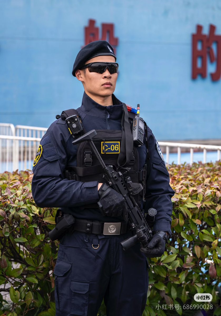 wang_cop's tweet image. 英姿飒爽，帅酷！