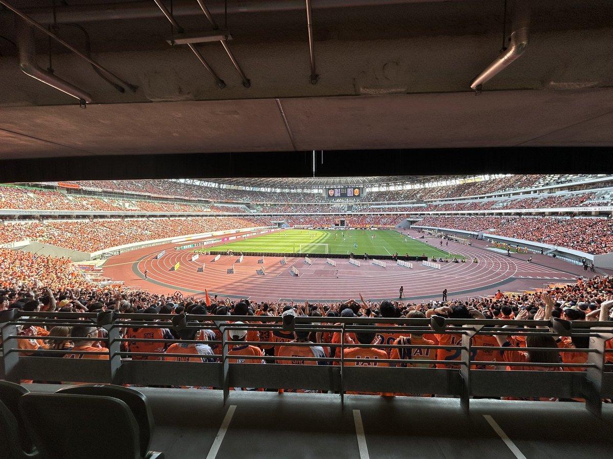 xxsp0727's tweet photo. 沢山のエスパルスサポで埋まっててうるっとした🥺🥺💖#清水エスパルス #espulse #エスパルス https://t.co/5xJ0Ucye79
