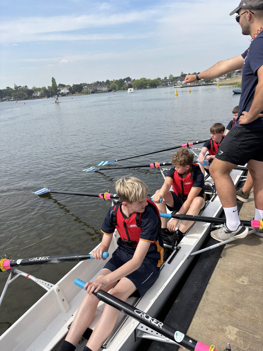 Jeni Barnacle (@jenibarnacle) on Twitter photo A fabulous 1st water rowing experience on Thursday afternoon at Oulton Broad Water Sports Centre for <a href="/OrmistonDenes/">OrmistonDenesAcademy</a> afterschool indoor rowing group with <a href="/EAYouthRowing/">East Anglia Youth Rowing</a>
Big thanks to
<a href="/LoveRowing_BRCF/">LOVEROWING</a>
<a href="/dryrobe/">dryrobe</a> for supporting this pilot project #Lowestoft #rowingforall A fabulous 1st water rowing experience on Thursday afternoon at Oulton Broad Water Sports Centre for <a href="/OrmistonDenes/">OrmistonDenesAcademy</a> afterschool indoor rowing group with <a href="/EAYouthRowing/">East Anglia Youth Rowing</a>
Big thanks to
<a href="/LoveRowing_BRCF/">LOVEROWING</a>
<a href="/dryrobe/">dryrobe</a> for supporting this pilot project #Lowestoft #rowingforall