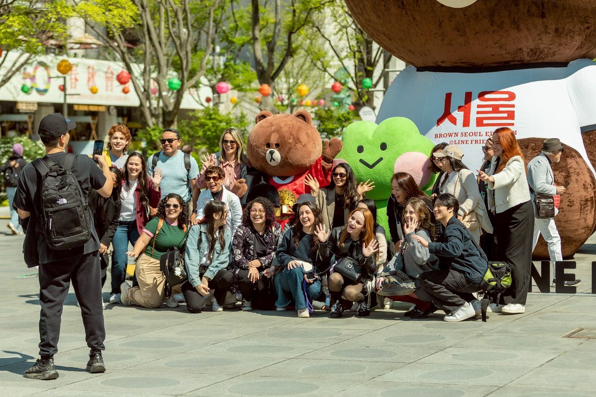 mini_cto's tweet photo. ✧･ﾟ: *seoul spring festa with LINE FRIENDS*:･ﾟ✧

take photos with mega 'SEOUL BROWN'
code : miniseoulspringfestawithline (fcfs🏃🏻)
https://t.co/TCu8fdHUH8 to apply airdrop 🪂

✧･ﾟ: *no rt, no airdrop ✧ no apply, no airdrop.*:･ﾟ✧ https://t.co/KHBm7onnXG