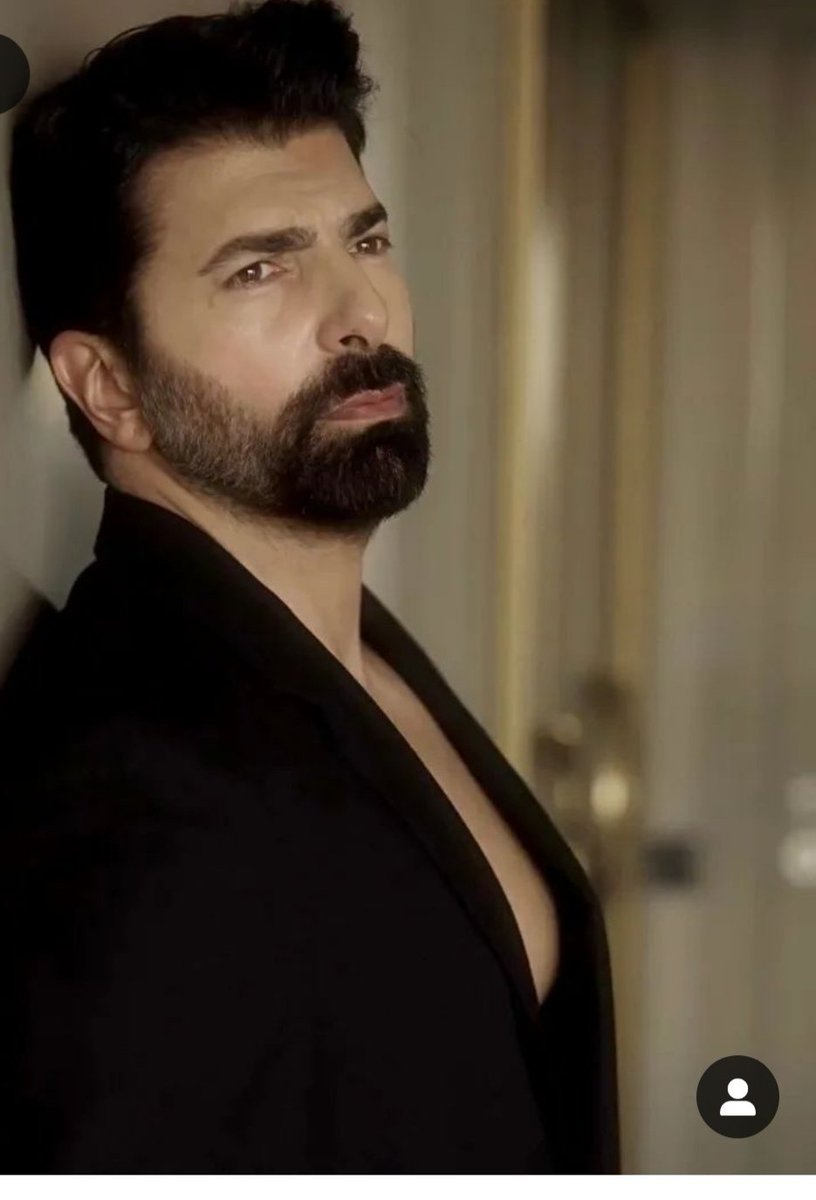 dünyanın en güzel gözleri seni seviyoruz

Orhun #Orhun
CenkTorun #CenkTorun