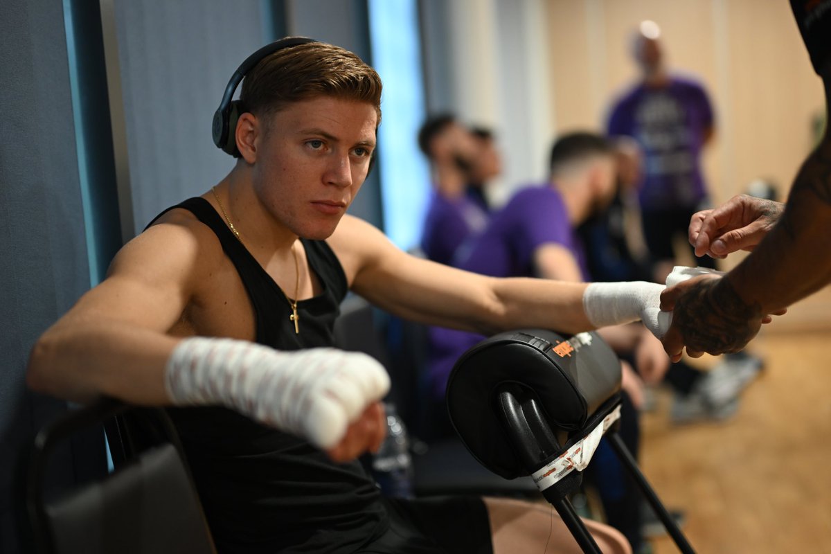 Jamie Sheldon (@oneempirejamie) on Twitter photo “Visioli”🇮🇹 <a href="/GiorgioVisioli/">Giorgio visioli</a>
•
#cutman
#handwraps
#empire
#thebrandofthefightgame
•
<a href="/empire_fs/">Empire FS</a>
<a href="/EmpireProTape/">EMPIRE PRO TAPE</a>
<a href="/MatchroomBoxing/">Matchroom Boxing</a>
<a href="/DAZNBoxing/">DAZN Boxing</a> “Visioli”🇮🇹 <a href="/GiorgioVisioli/">Giorgio visioli</a>
•
#cutman
#handwraps
#empire
#thebrandofthefightgame
•
<a href="/empire_fs/">Empire FS</a>
<a href="/EmpireProTape/">EMPIRE PRO TAPE</a>
<a href="/MatchroomBoxing/">Matchroom Boxing</a>
<a href="/DAZNBoxing/">DAZN Boxing</a>