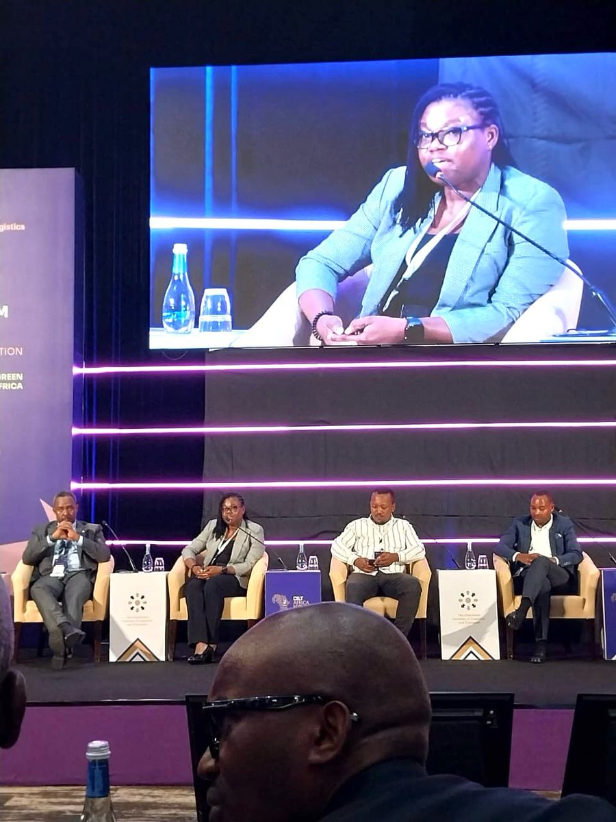 cilt_ci's tweet photo. Les 2 représentants de CILT CI, Eli Siegfried Agbenya et Melissa Boni Ankamah (panéliste le 28 avril) ont participé activement au CILT forum africain qui s'est tenu du 28 au 30 avril 2025 à Kigali, Rwanda.

Nous sommes fiers d’eux

#CILT #CILTCI #CILTforum #Event #Afrique https://t.co/H1AZXxOv0R