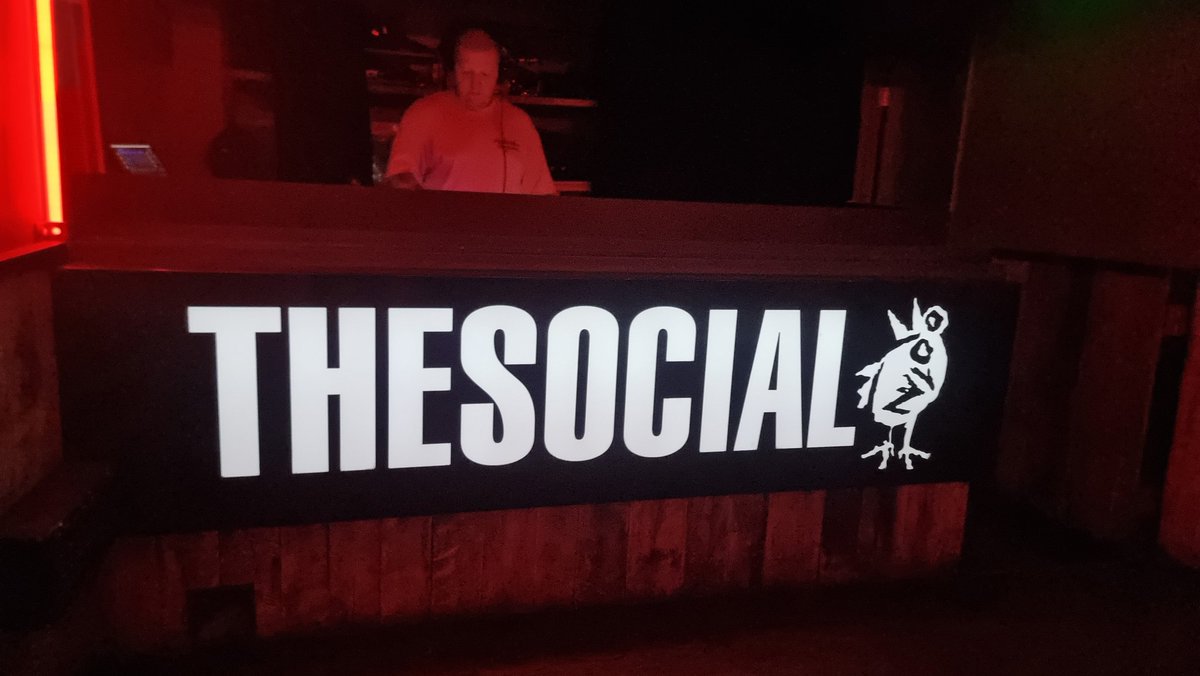 Ani Erotika tweet media