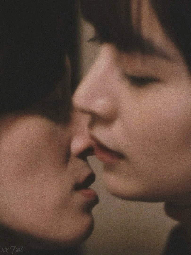 栗山千明 キス / X