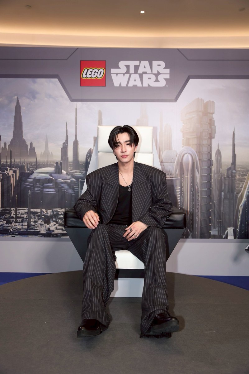 ความหล่อที่ไม่มีวันหมดอายุ

PERTHSANTA BLOOMS IN MAY03
#PerthSanta #เพิร์ธแซนต้า 
#Perthppe <a href="/perthppe/">PERTHPPE</a> 
#SiamParagon