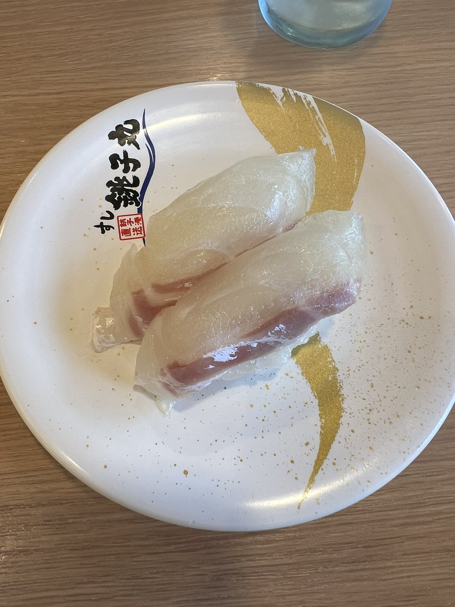Cherry417Yuko's tweet photo. 銚子丸で大トロ、しまあじ、みやび鯛、いくら、オーロラ塩炙りサーモン、ポテトを食べました。 https://t.co/nX0H9a2qtz