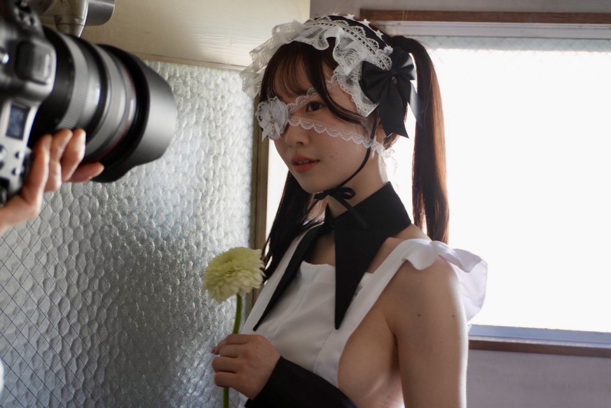 Cosplay Fetish Bookの表紙のオフショット https://t.co/kdGxKz2XAZ