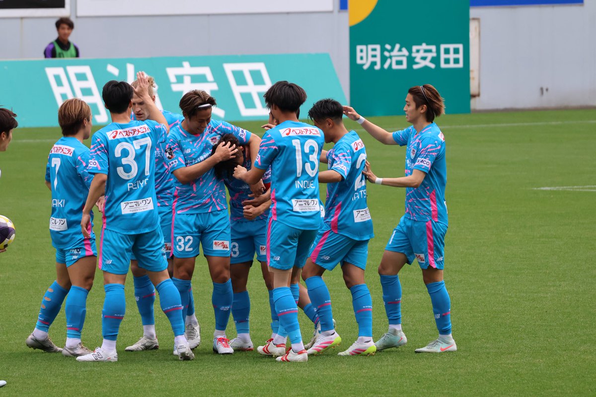 naoki042518's tweet image. 鳥栖加入後初ゴール⚽️

いい時も悪い時も共に！！！！！

 #サガン鳥栖
 #西矢健人