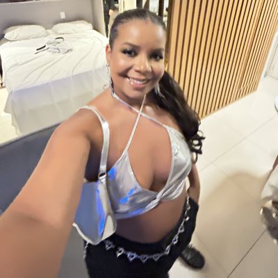 MaayBetania's tweet photo. #NovaFotoDePerfil
#semfoco 🤣 https://t.co/bkHThox7xZ