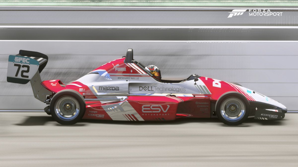 N340Nothelle's tweet photo. Livery share on @ForzaMotorsport for @ESV_Green using the Formula Mazda car in @TheReal_TORA Spec series. A modernised take on the iconic Marlboro liveries we know so well from McLaren F1 &amp; Penske IndyCars which tie in so well with @ESV_Motorsport colours

#FMShare #FormulaMazda https://t.co/Z5Fy9NmjDv