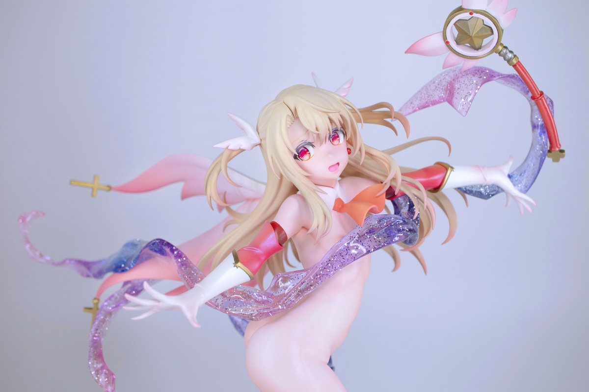 完成品　グリズリーパンダ　FGO　変身イリヤちゃん　プリズマ⭐︎イリヤ　フィギュア グリズリーパンダ（ @GRIZZRYPANDA ）様の 変身イリヤちゃん 完成