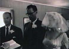 Clubpassionmar2's tweet photo. On July 1, 1956, Marilyn married Arthur Miller in a Jewish religious ceremony at the home of her husband's agent, Kay Brown, in Katonah.
#marilynmonroe #Marilyn #clubpassionmarilyn #arthurmiller #marriage #wedding #KayBrown #katonah https://t.co/kkF0JxuYDg