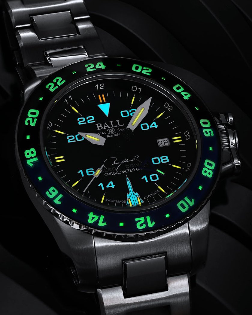 BALLWatchCo's tweet photo. Ultra-tough and extremely bright. https://t.co/eatKChL4KD
Engineer Hydrocarbon AeroGMT Sled Driver
Let There Be Light
#patents #fastest #gmt #toolwatch #tough #blackbird #sr71 #automaticwatch #extreme #sleddriver #pilot #engineer #aero #watch #lumewatch #lettherebelight #travel #aerospace #chronometer #adventure #cosc #brianshul #legend