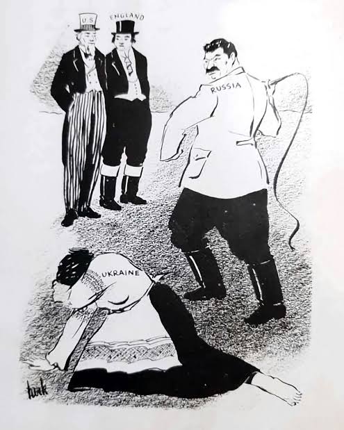 BHudsonWrites's tweet image. Some history about Ukraine, via a cartoon from Stalin times.

I&apos;m not sure that Putin has the history right.

#UkraineRussiaWar 
#Ukraine️ 
#Putin