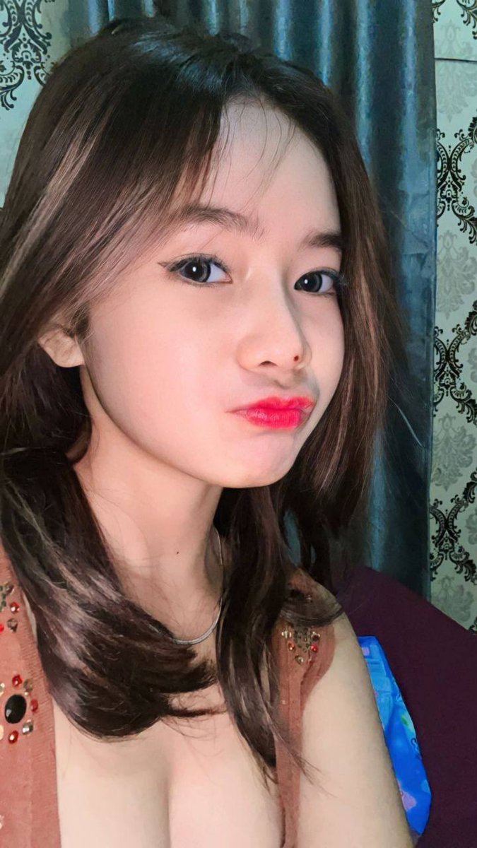 angela blue tweet media