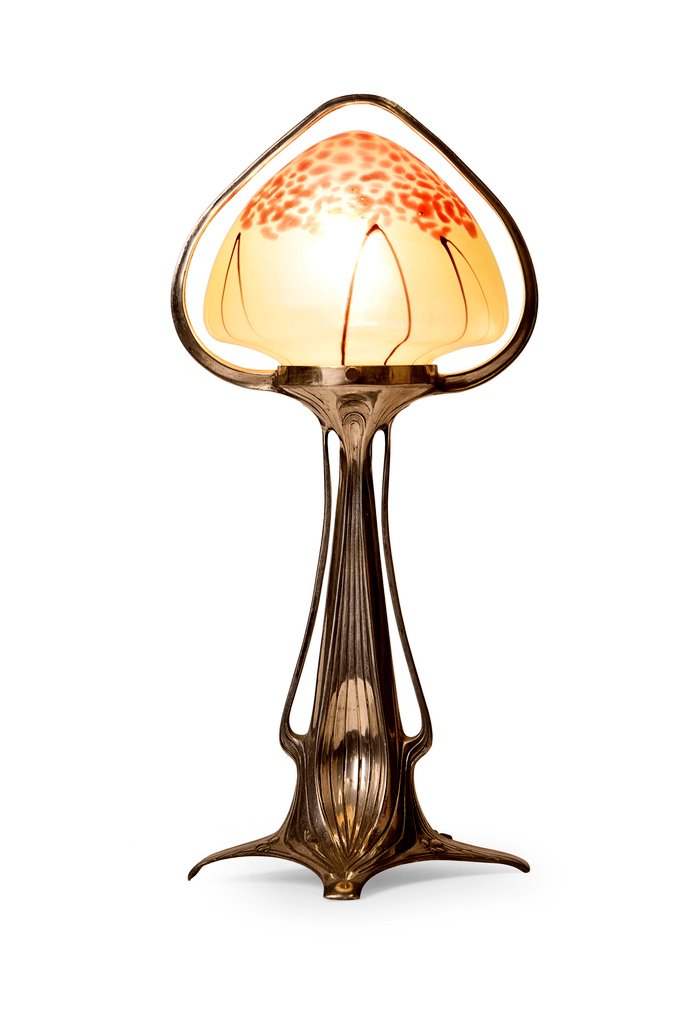 NouveauDeco's tweet photo. Jugendstil table lamp from 1900 by Moritz Hacker (1849-1932), Austria. https://t.co/5xmhD32p2P