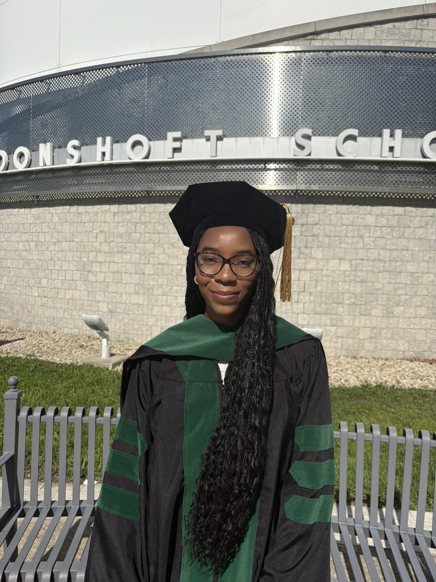 shainaanderson0's tweet image. Today is my medical school graduation! I am so proud of everything I have accomplished. Thank you to everyone that has supported and encouraged me along the way! #NMatch2025 #medicalschoolgrad #medgradwishlist
If you would love to support in any way: amazon.com/registries/gl/…
