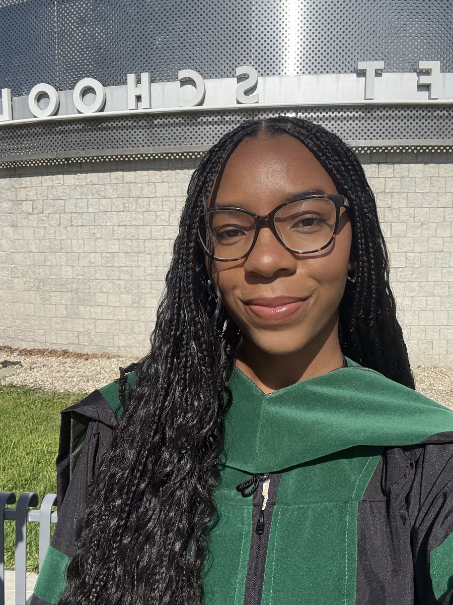 shainaanderson0's tweet image. Today is my medical school graduation! I am so proud of everything I have accomplished. Thank you to everyone that has supported and encouraged me along the way! #NMatch2025 #medicalschoolgrad #medgradwishlist
If you would love to support in any way: amazon.com/registries/gl/…