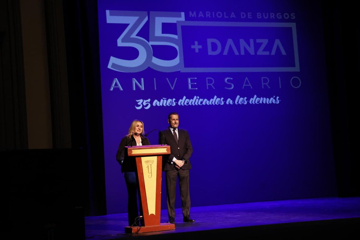 💃Día de la Cruz en el que celebramos el 35 Aniversario de Más Danza, la escuela de enseñanza granadina creada por la gran Mariola de Burgos, que, además anuncia su retirada de los escenarios

Gracias Mariola por una vida dedicada a la danza y al servicio de los demás, haciendo