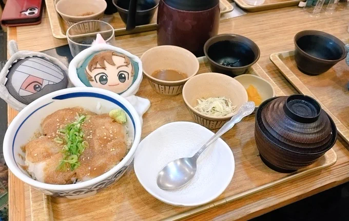 美味しい鯛茶漬けたべましたあと昨日カフェにいきました 