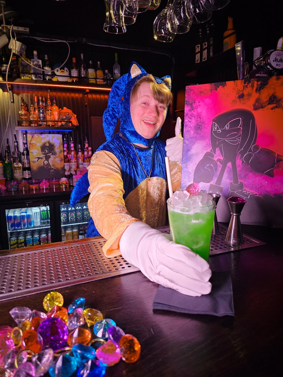 Time to speed into another long weekend with the Chaos Emerald 🏃‍♂️💨

We've got our Comic Con Afterparty happening in Liverpool today, and Nathan was kind enough to remind you that you get a free drink if you're in cosplay (while stocks last, Liverpool today only)